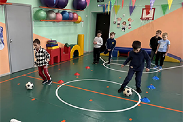 20260415-football-short9570B61B-E944-3401-DCB5-7E24B51433C0.png